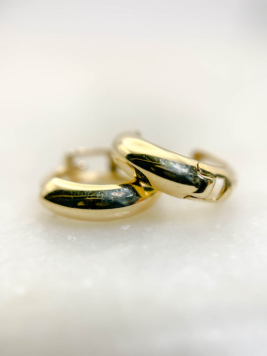 Arracadas huecas 10k