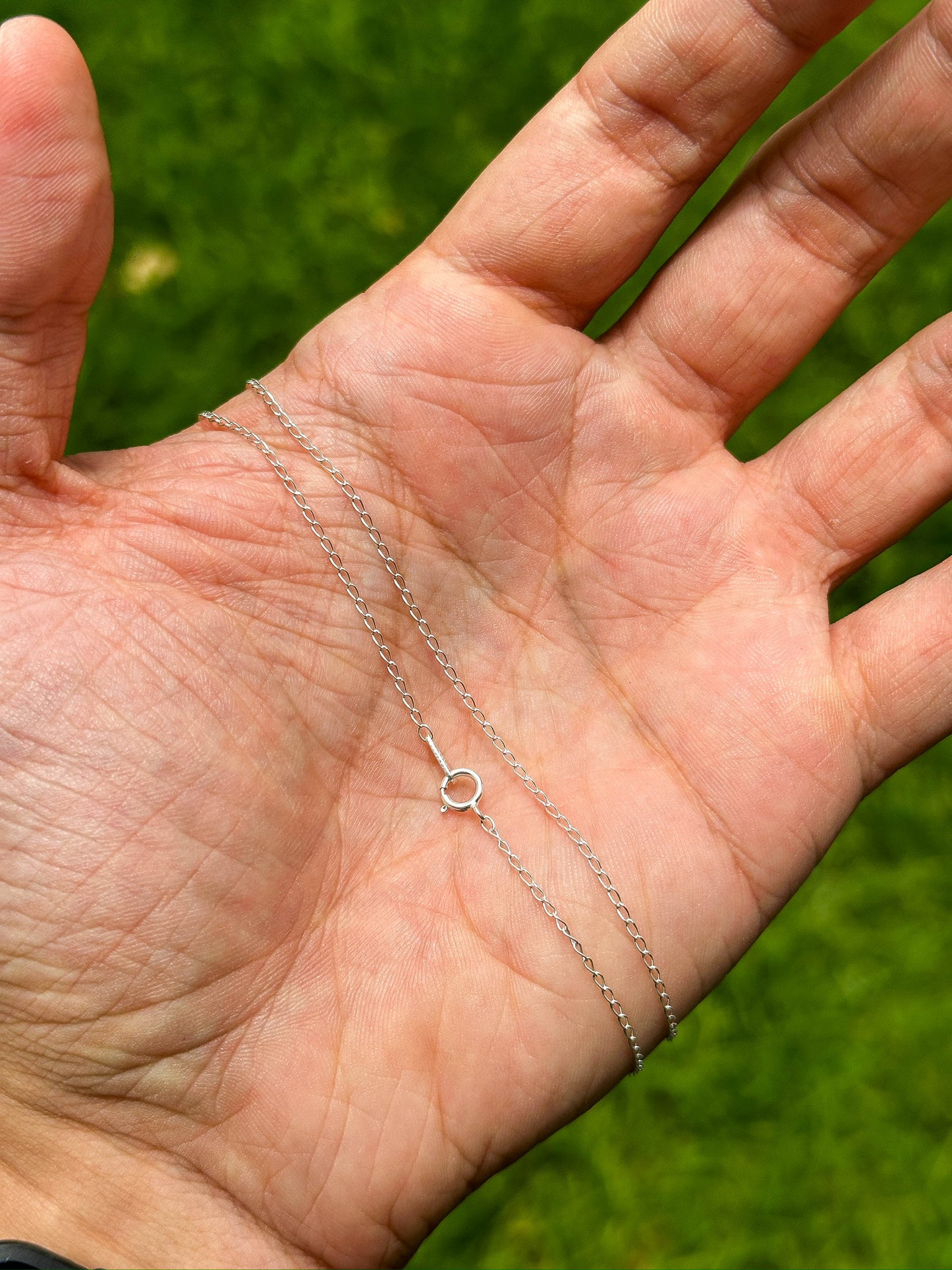 Cadena estilo puntos en plata