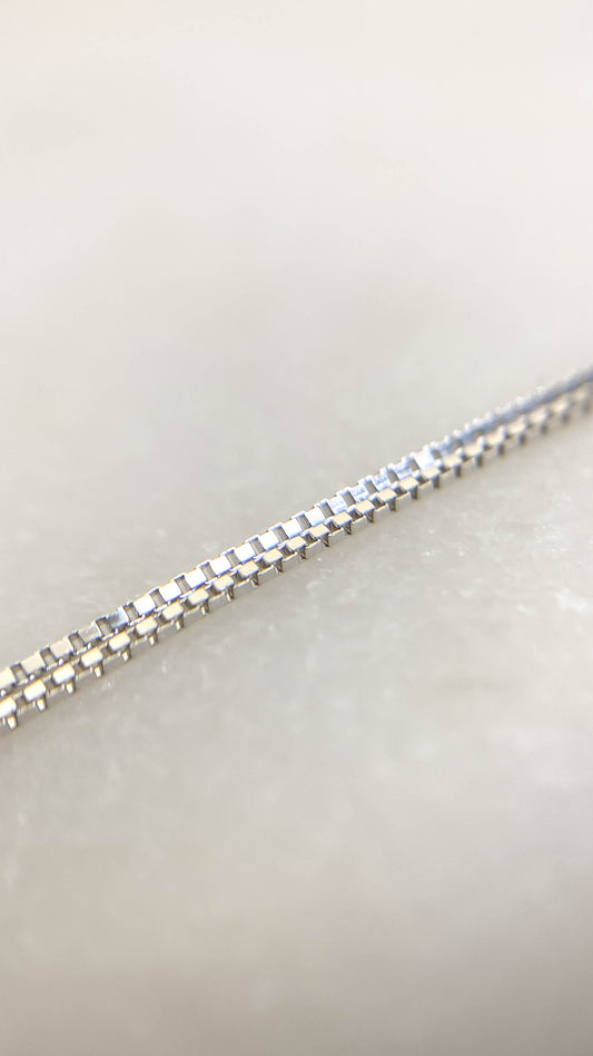 Cadena estilo box en plata