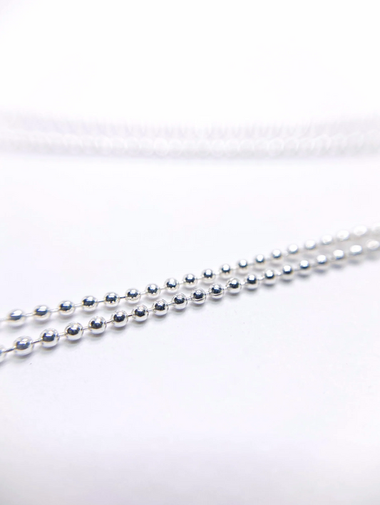 Cadena estilo puntos en plata