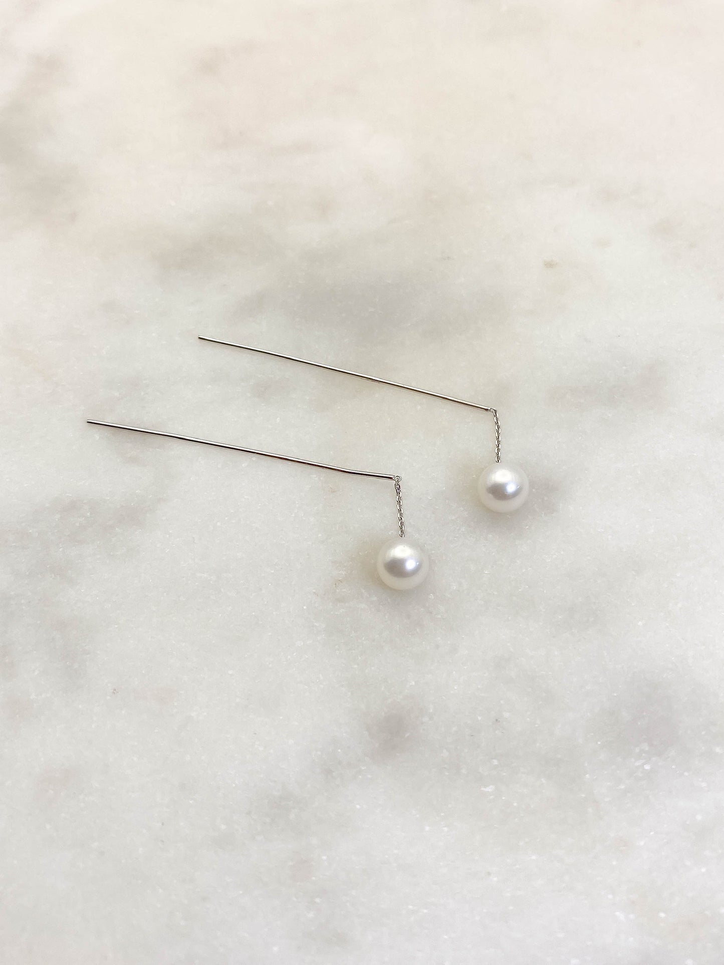 Aretes perlas largas oro 14k